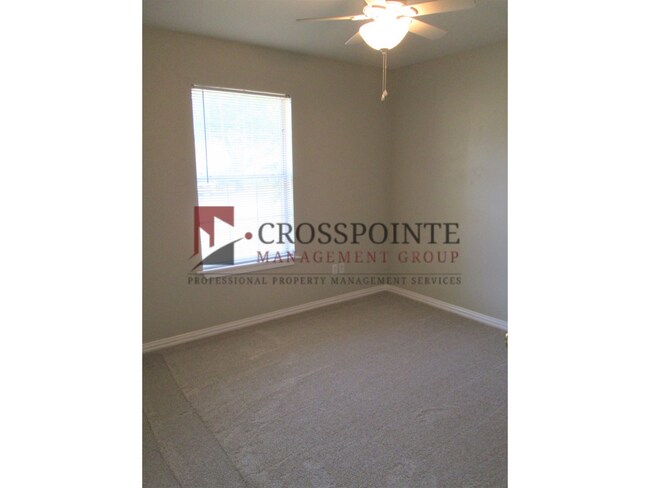 Building Photo - Spacious 3 bedroom 2 bath home in Tyler!