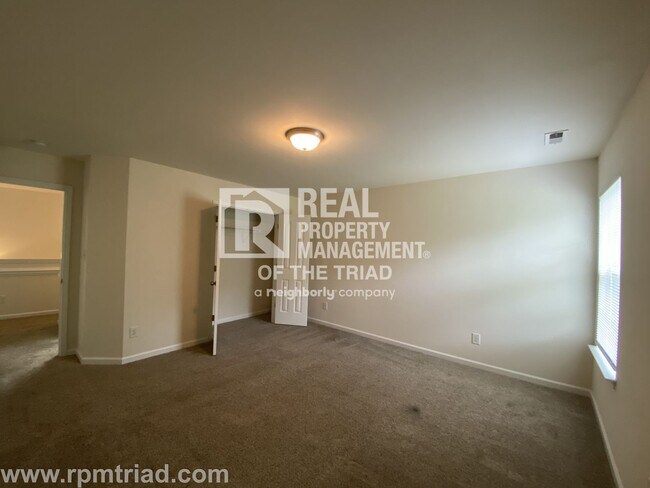 Building Photo - 4539 Deighton Ct