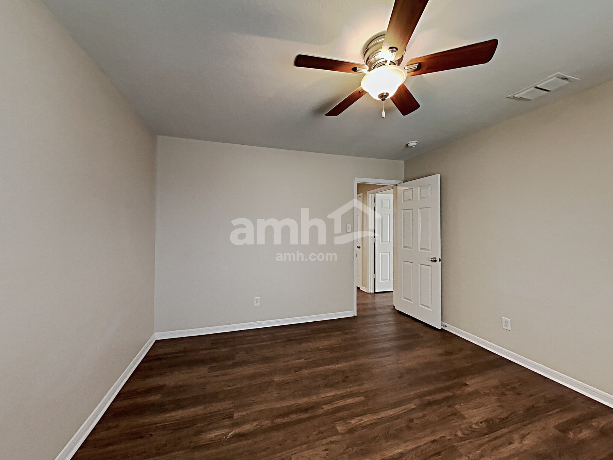 Building Photo - 10615 Bayhill Den
