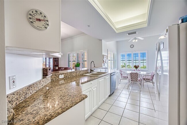 Building Photo - 14817 Laguna Dr