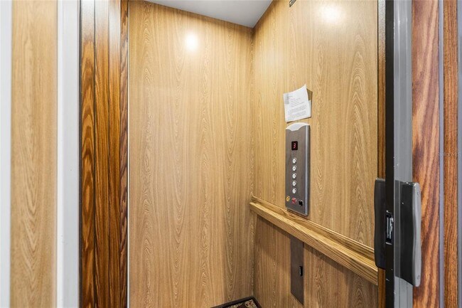 Building Photo - 6002 Printery St