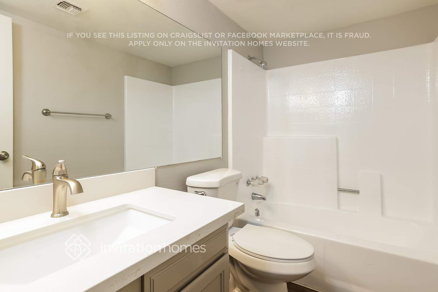 Building Photo - 14426 North 42nd Pl