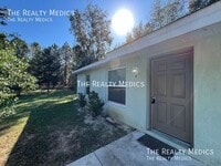 Building Photo - 106 Walnut Dr