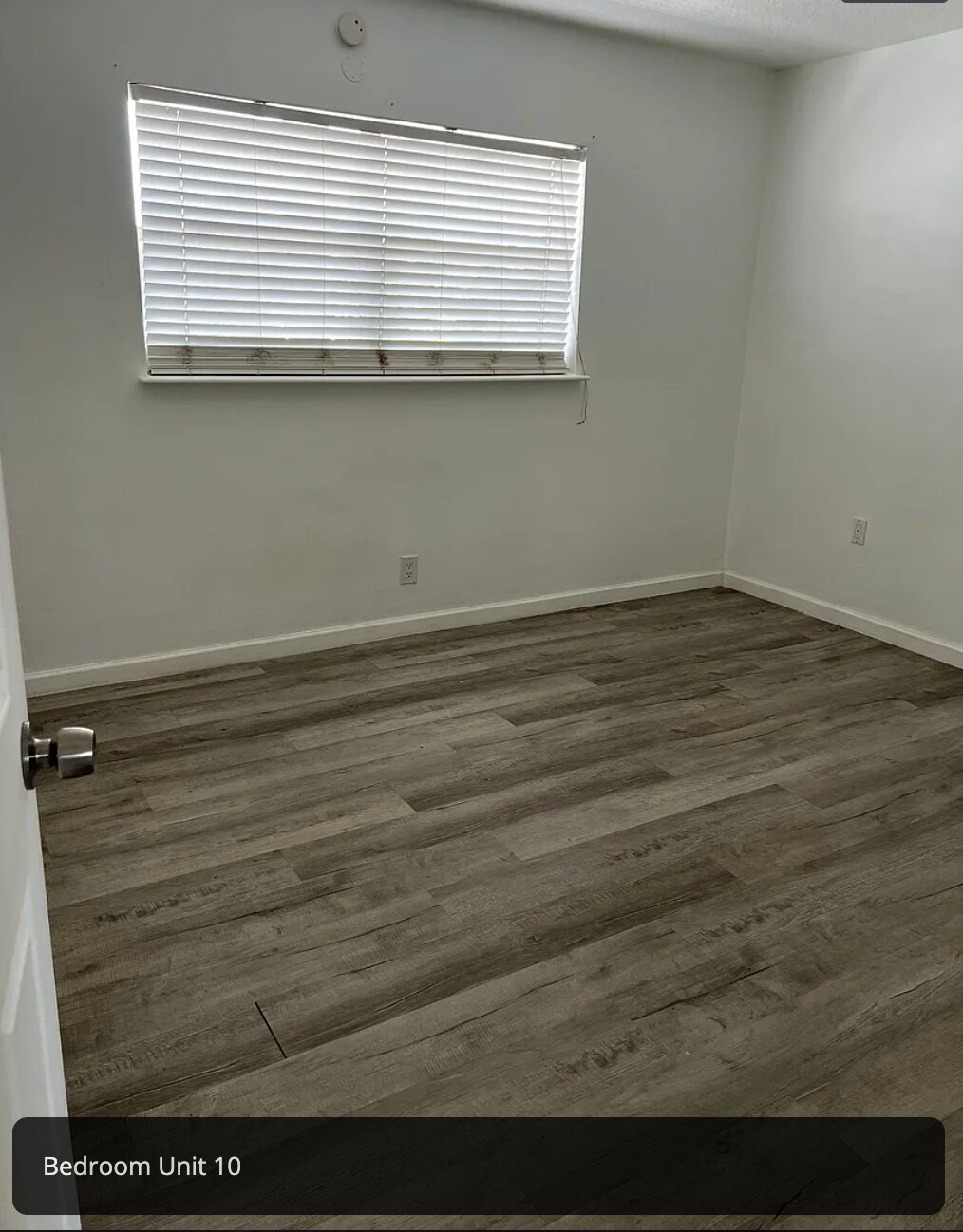 bedroom - 8 SE 19th Ave