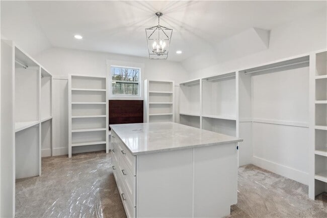 Building Photo - 15448 Hopewell Rd