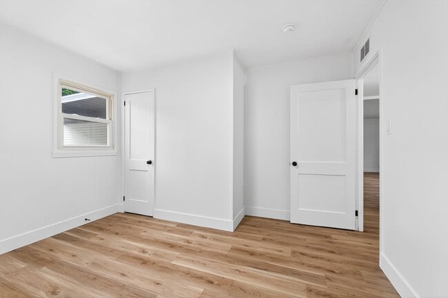 Building Photo - Beautifully Renovated 3BR Ranch w/ Garage, Covered Patio & Fenced Yard