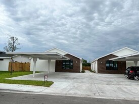 Building Photo - 2309 E Viviana St