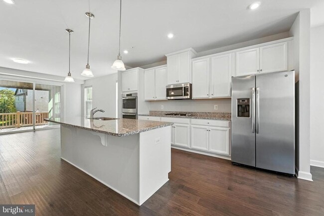 Building Photo - 22310 Seabring Terrace