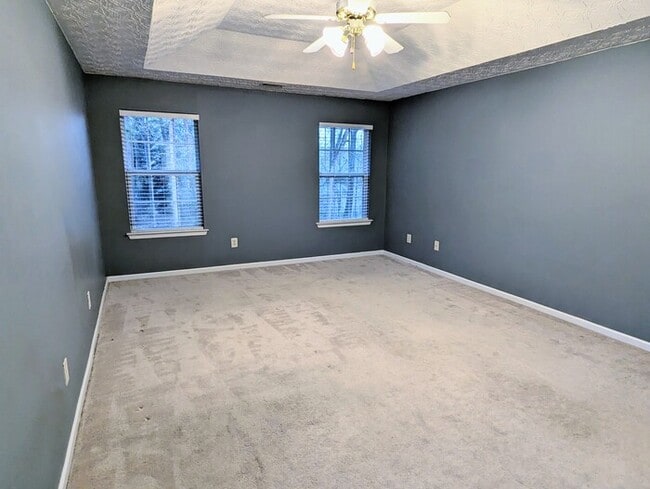 Building Photo - House 3 beds 2.5 baths