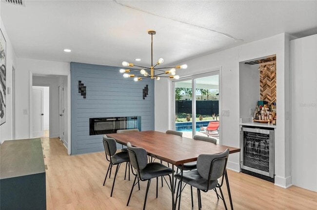 Building Photo - 2350 Sherbrooke Rd