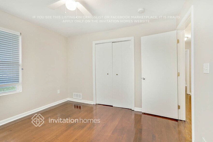Building Photo - 2284 Headland Dr