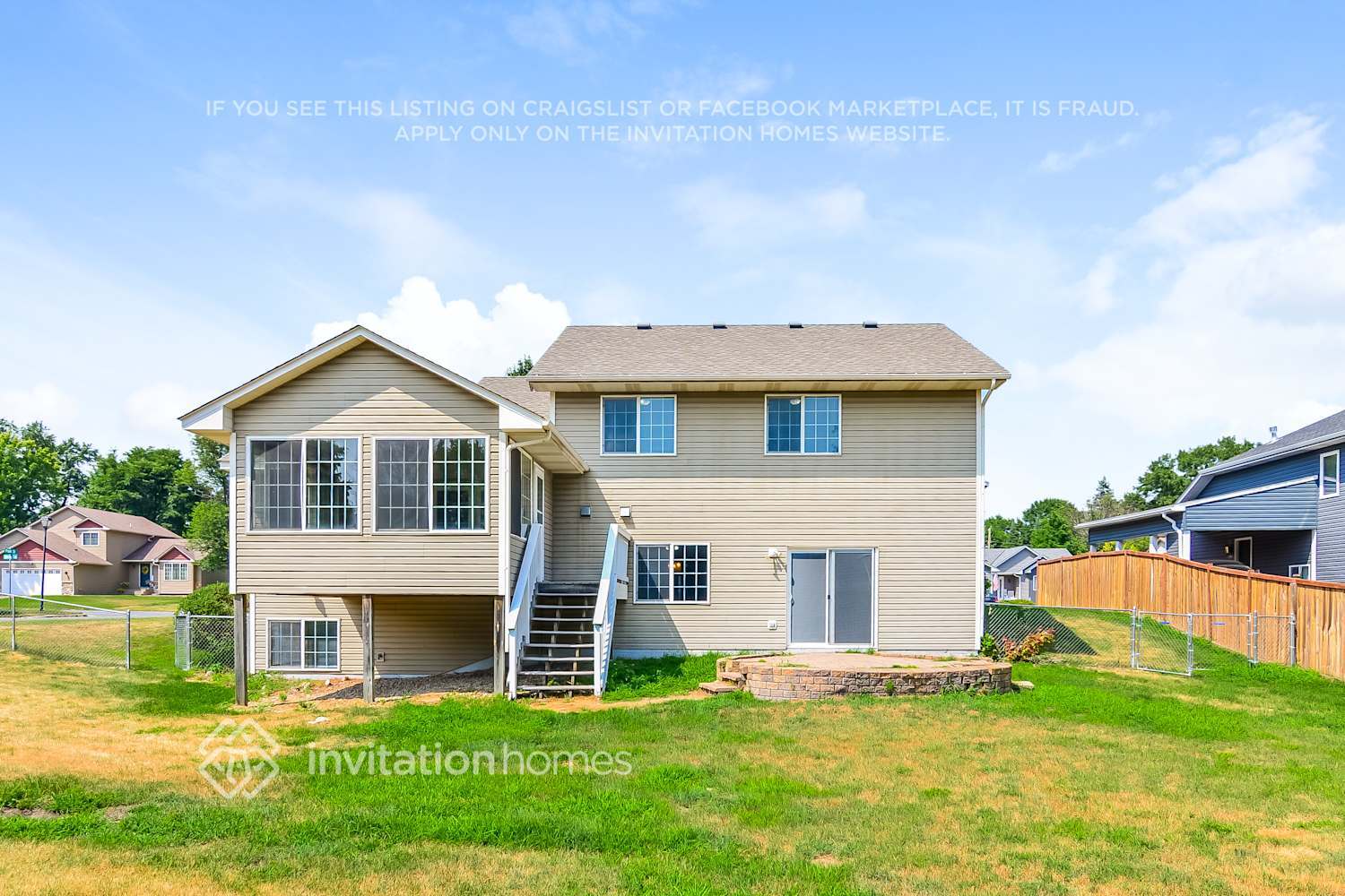 Building Photo - 930 118th Ln NE