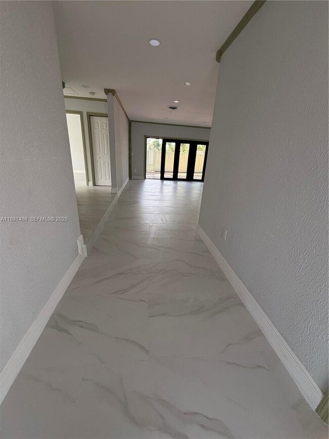 Building Photo - 2120 SW 84th Ave