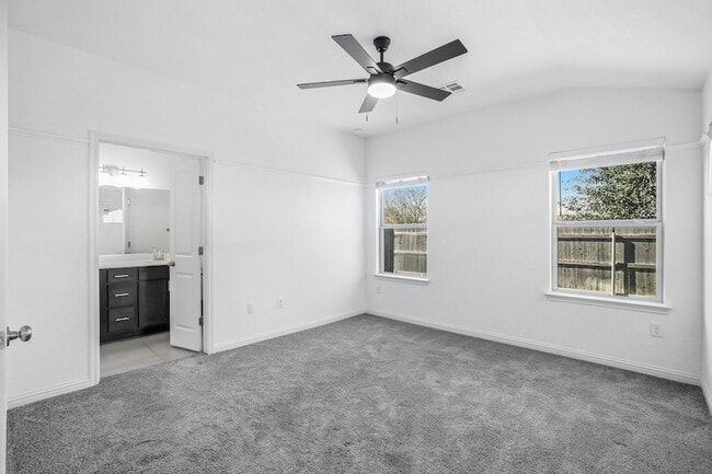 Building Photo - 8215 McKamy Dr