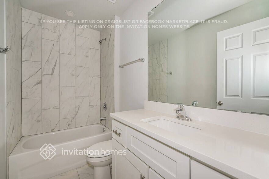 Building Photo - 22 Pinwheel Ln