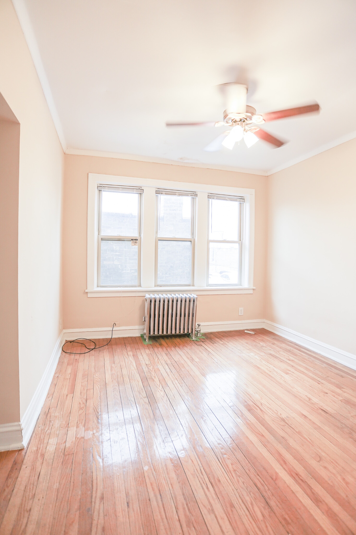 Building Photo - 3941 W Dakin St