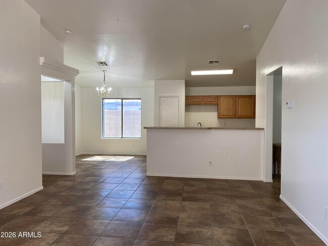 Building Photo - 24035 N Desert Dr