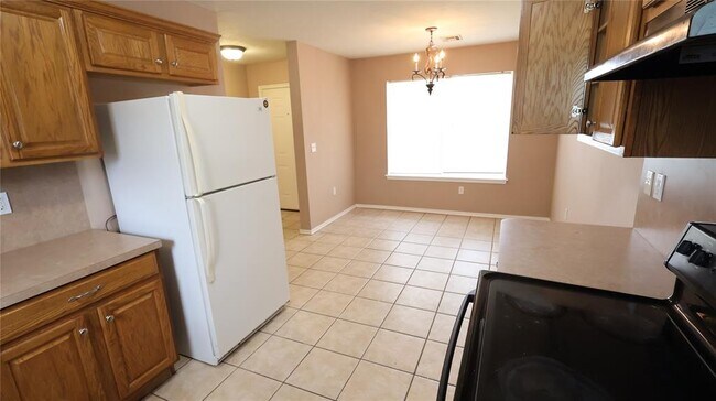 Building Photo - 847 Rambling Oaks Dr