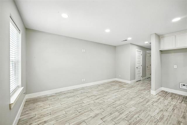 Building Photo - 328 W Morgan St