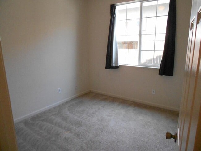 Building Photo - 4458 Everson Way
