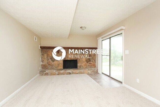 Building Photo - 5 Bedroom Pet-Friendly Home in Fairburn, GA with Main Street Renewal