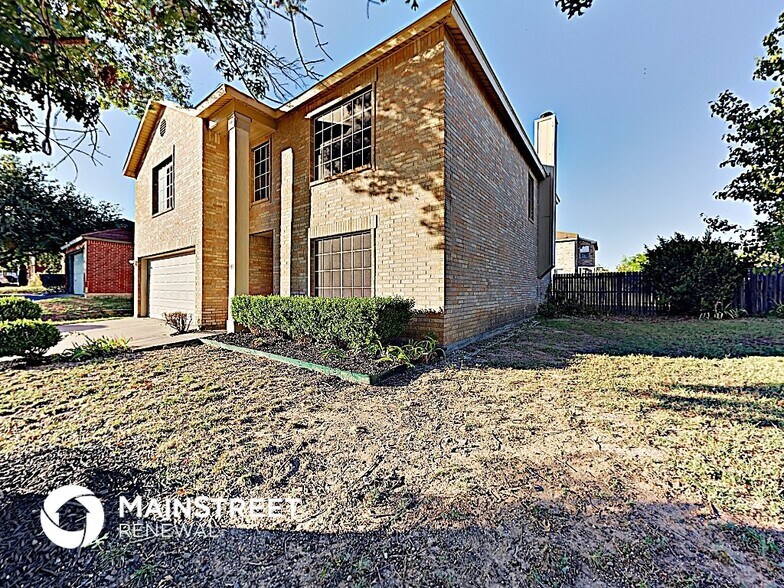 Building Photo - 445 Capricorn St