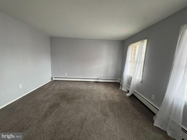 Building Photo - 43 S Main St