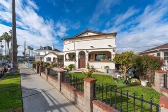 Building Photo - San Pedro Unit with Spectacular Ocean/Mari...