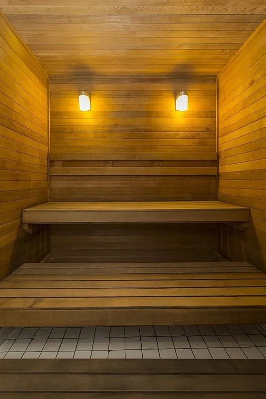 Building Photo - 350 W 42nd St