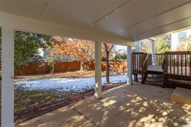 Building Photo - AMAZING 4 Bed 4 Bath Single Family Home in...
