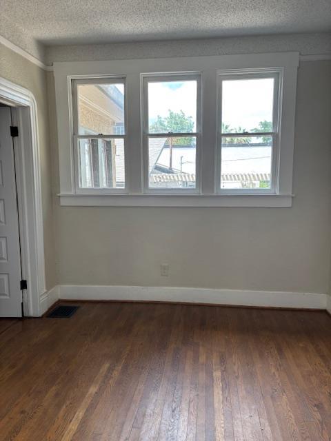 Building Photo - 134 N College Ave