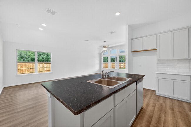 Building Photo - 6214 Severson Lake Ct