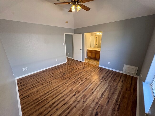 Building Photo - 3003 30th St N