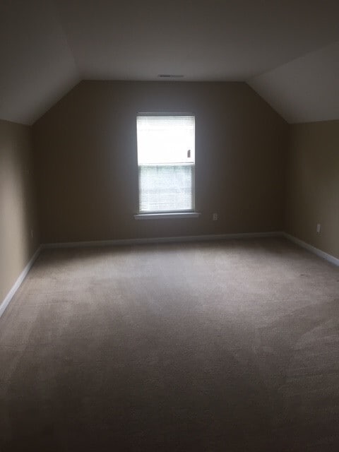 Building Photo - 524 S Orchard Farms Ave