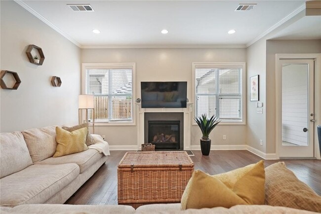 Building Photo - 901 Proctor Ranch Dr