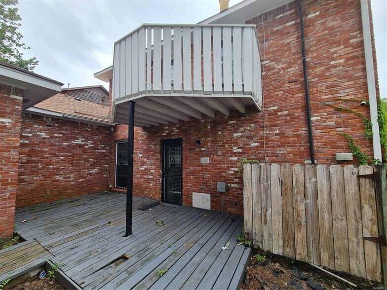 Building Photo - 1601 Cobblestone Ct