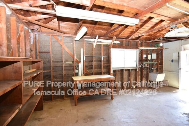 Building Photo - 6742 Zane Ct