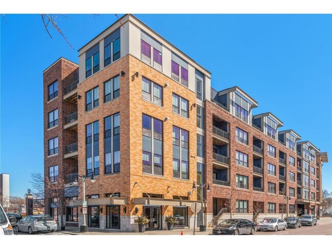 Building Photo - 4525 Park Commons Dr