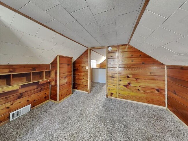 Building Photo - 5606 N Bryant Ave