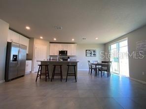 Building Photo - 1203 Zambrana Ct