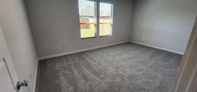 Building Photo - 3902 Edmondson Dr