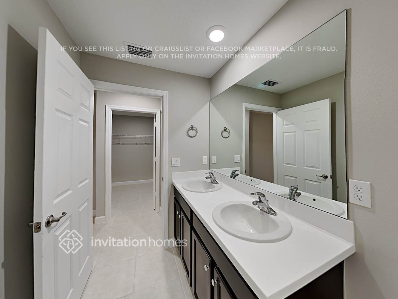 Building Photo - 442 Oldenberg St SW