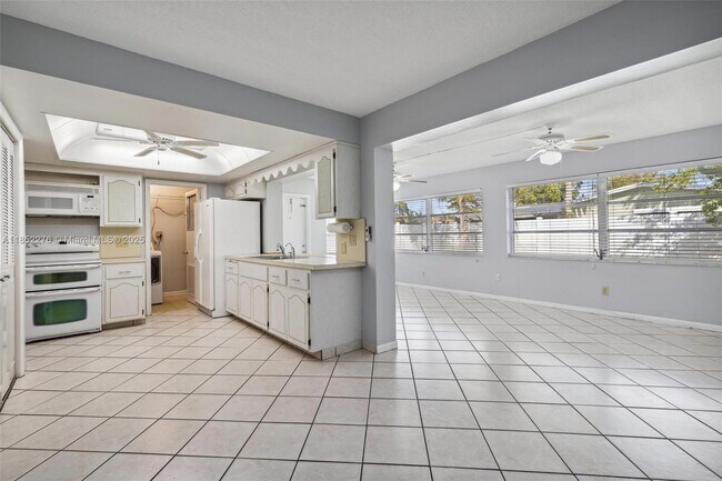 Building Photo - 9431 NW 23rd St