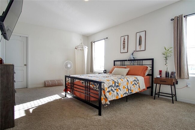 Building Photo - 1739 Post Oak Dr