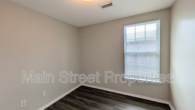 Building Photo - 8660 Figland Ave