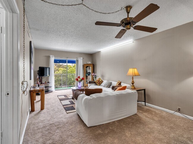 Building Photo - 2601 Bellefontaine St