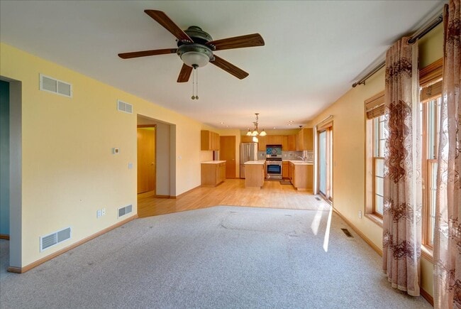 Building Photo - 7033 Rockstream Dr