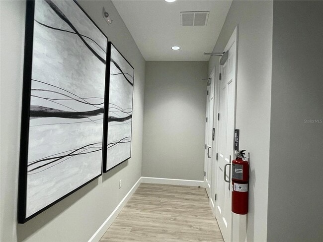 Building Photo - 36544 Smithfield Ln