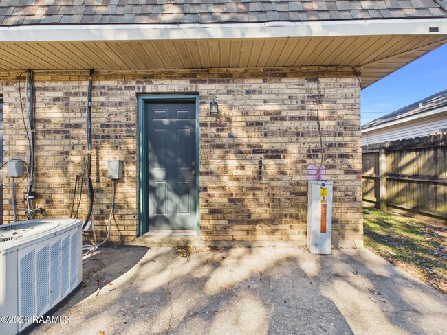 Building Photo - 225 Ryder Dr