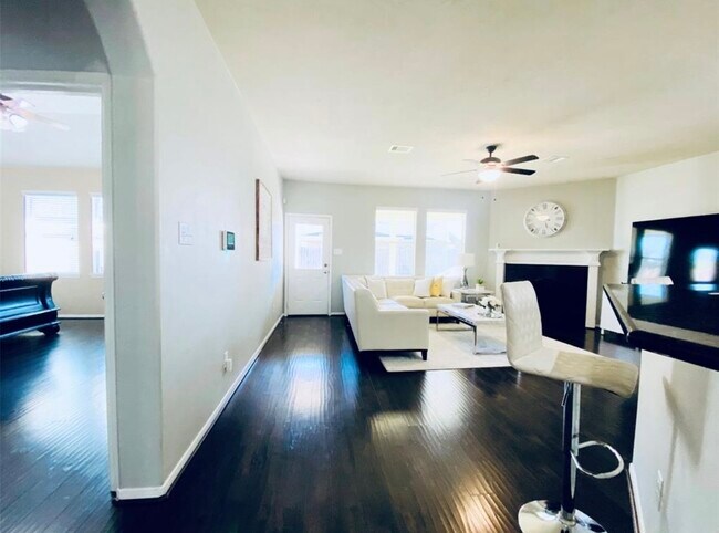 Building Photo - 3511 Heartland Key Ln
